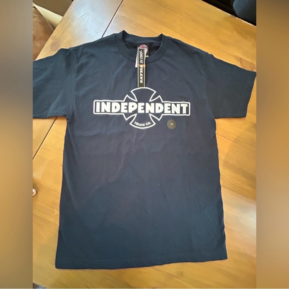 Independent trucks navy blue Graphic Tee
